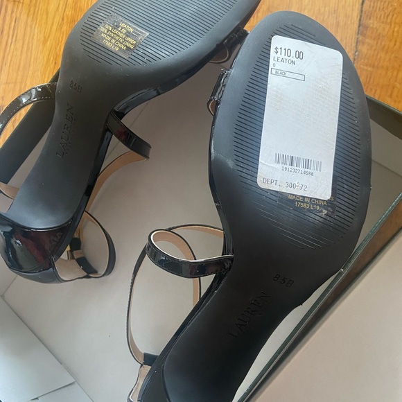New!🔥 Lauren Ralph Lauren Paten Black Sandals 8.5 - Picture 8 of 8